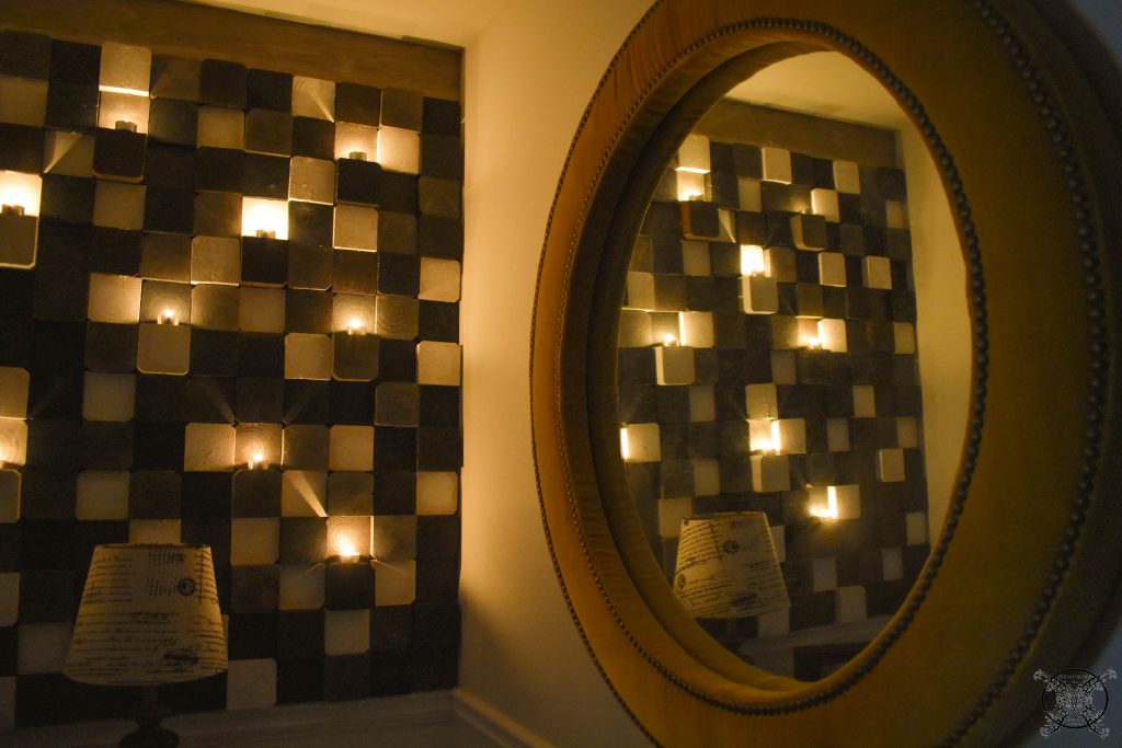 Scupltural wall with candles Jenron Design